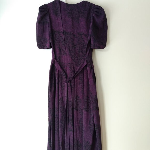 Handmade Mennonite Cape Dress 40"B 32"W Purple Old Colony Lattice Bodice - Picture 10 of 10